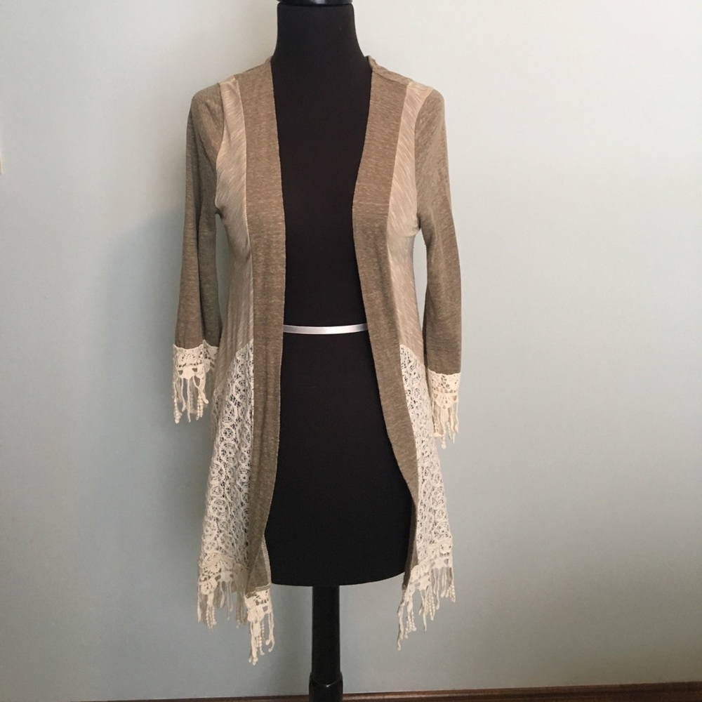 Gimmicks by BKE Cardigan